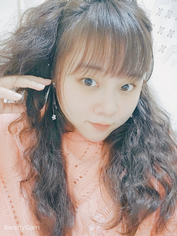 艾薇儿的第一张照片--湖北基督教相亲网