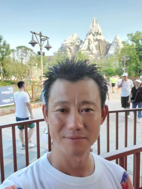 艾氏涂料博的第一张照片--湖北基督教相亲网